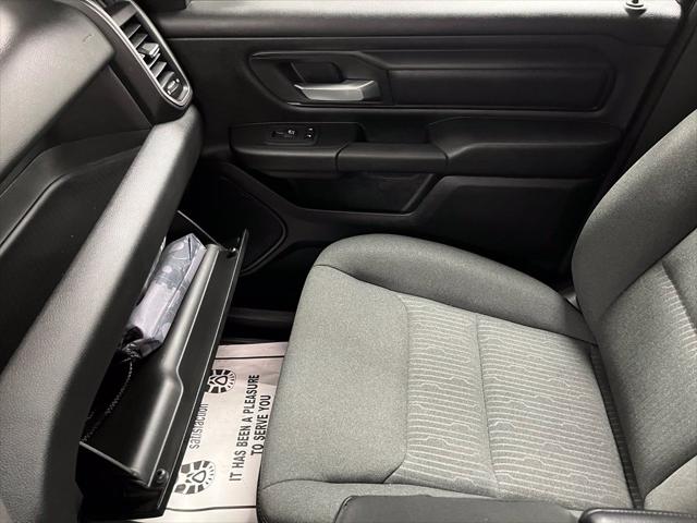2022 Ram 1500 Tradesman Quad Cab 4x4 64 Box
