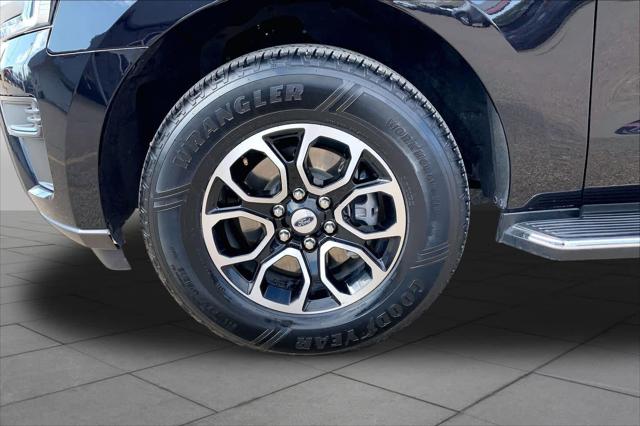 Used 2023 Ford Expedition XLT MAX For Sale in Lubbock, TX