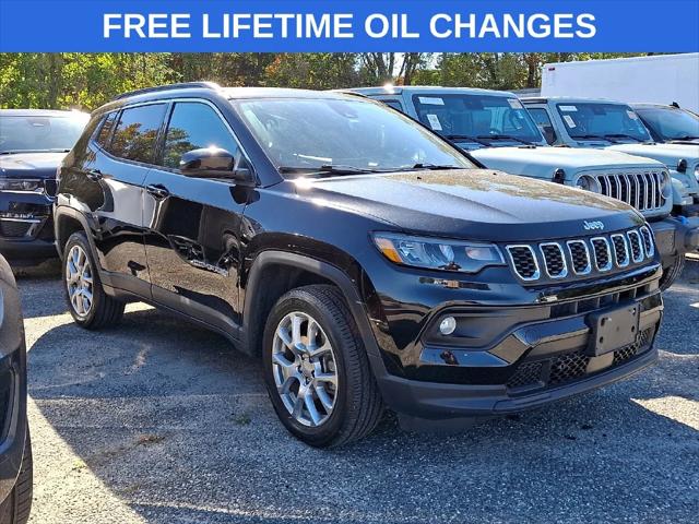 2024 Jeep Compass Latitude Lux FWD 2024 Jeep Compass Latitude Lux FWD