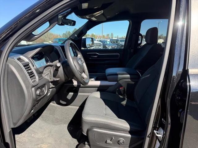 2021 RAM 1500 Big Horn Crew Cab 4x4 57 Box 2021 RAM 1500 Big Horn Crew Cab 4x4 57 Box