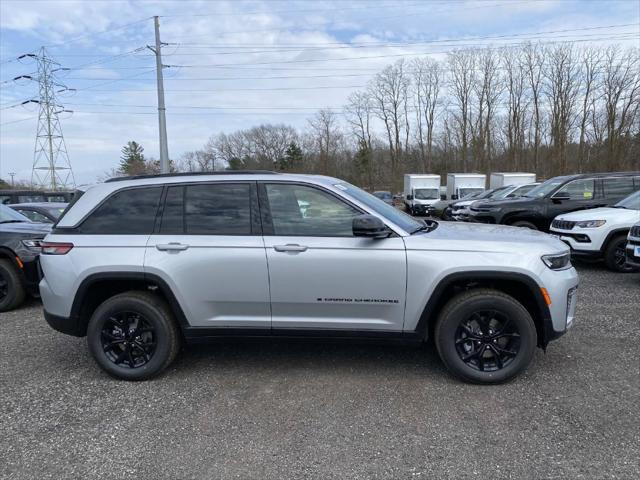 2026 Jeep Grand Cherokee GRAND CHEROKEE LAREDO ALTITUDE 4X4 2026 Jeep Grand Cherokee GRAND CHEROKEE LAREDO ALTITUDE 4X4