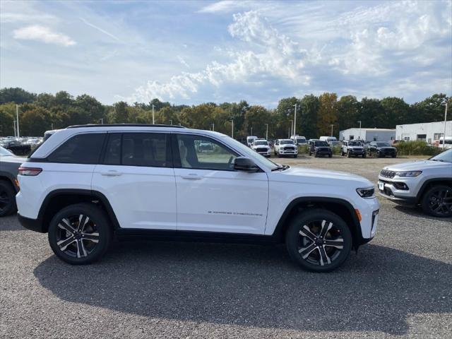 2027 Jeep Grand Cherokee GRAND CHEROKEE LIMITED 4X4 2027 Jeep Grand Cherokee GRAND CHEROKEE LIMITED 4X4