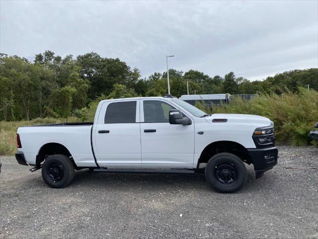 2027 RAM Ram 2500 RAM 2500 TRADESMAN CREW CAB 4X4 64 BOX 2027 RAM Ram 2500 RAM 2500 TRADESMAN CREW CAB 4X4 64 BOX