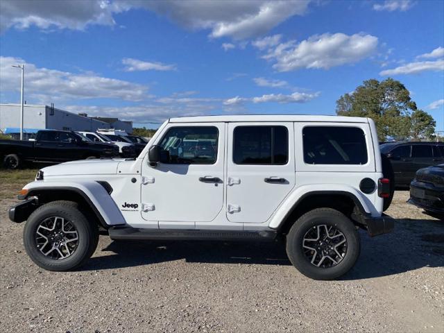 2027 Jeep Wrangler WRANGLER 4-DOOR SAHARA