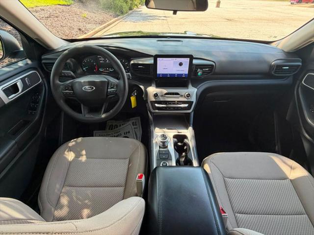 2023 Ford Explorer Base