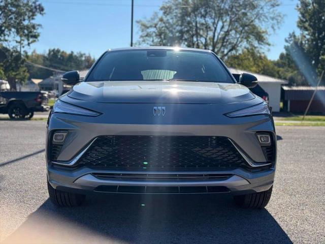 2025 Buick NV Sport Touring FWD