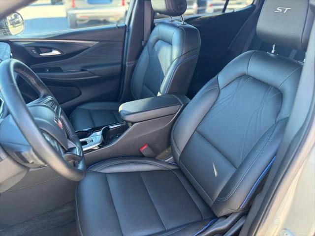 2025 Buick NV Sport Touring FWD