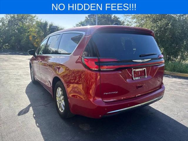 2024 Chrysler Pacifica Touring L