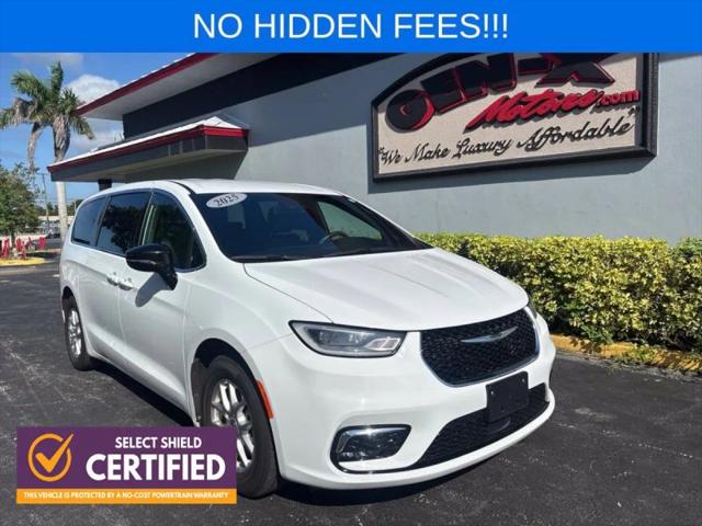 2025 Chrysler Pacifica Select for sale in Melbourne, FL