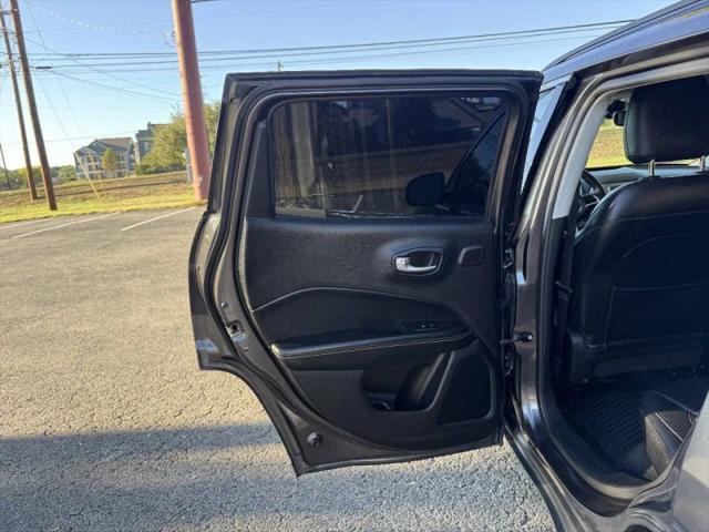 2017 Jeep Compass Latitude FWD
