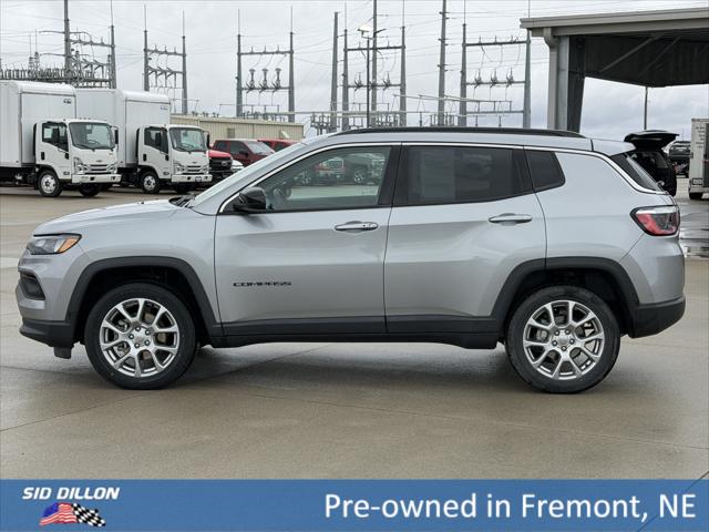 2022 Jeep Compass Latitude Lux 4x4