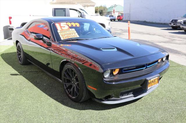 2017 Dodge Challenger SXT