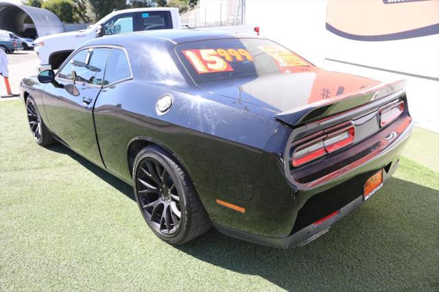 2017 Dodge Challenger SXT