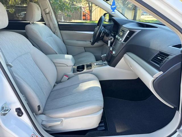 2013 Subaru Outback 2.5i Premium