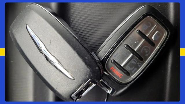 2017 Chrysler Pacifica Touring-L