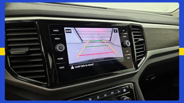 2022 Volkswagen Atlas 3.6L V6 SE w/Technology