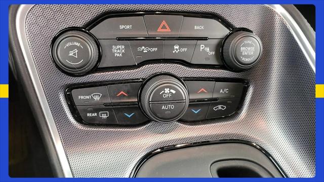 2015 Dodge Challenger R/T Plus