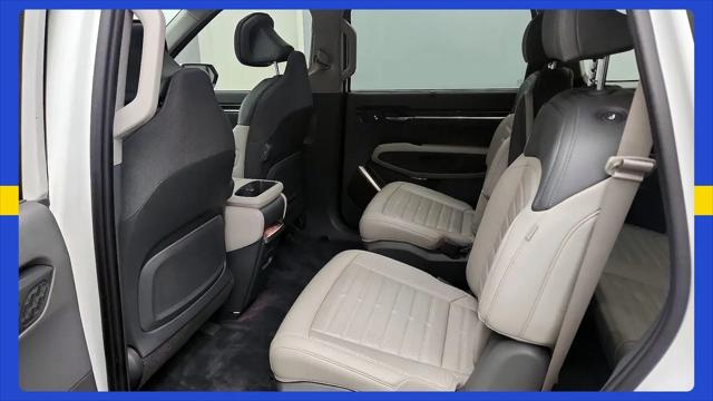 2024 Kia EV9 Land