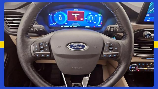 2020 Ford Escape Titanium Hybrid