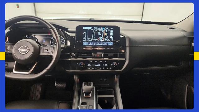 2023 Nissan Pathfinder SL 4WD