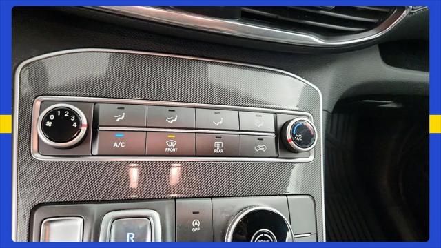 2021 Hyundai Santa Fe SE