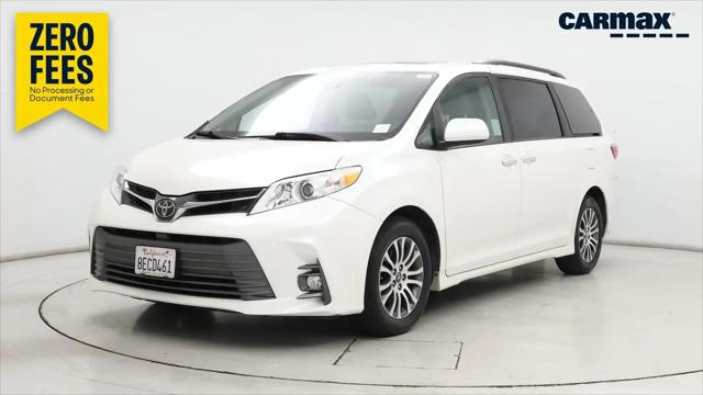 2018 Toyota Sienna XLE 8 Passenger