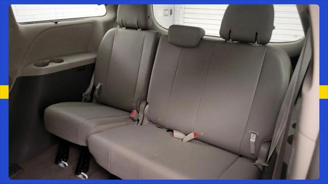 2018 Toyota Sienna XLE 8 Passenger