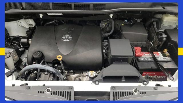 2018 Toyota Sienna XLE 8 Passenger