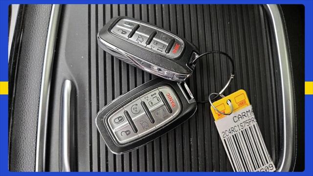 2023 Chrysler Pacifica Hybrid Limited