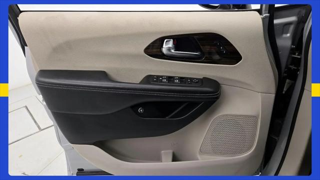 2023 Chrysler Pacifica Hybrid Limited