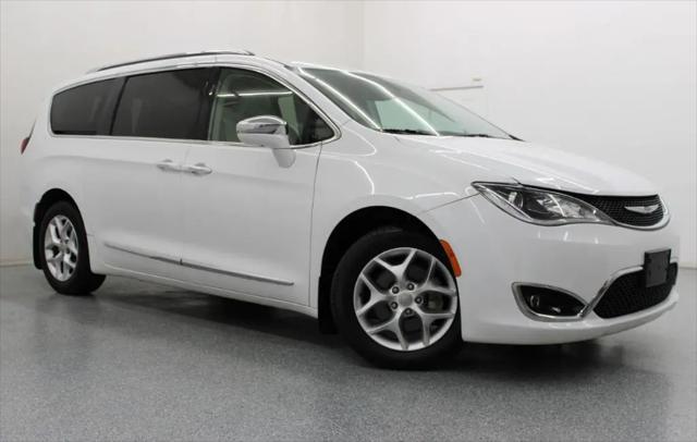2020 Chrysler Pacifica Limited for sale in Farmington, AR