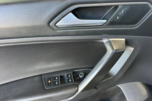 2021 Volkswagen Tiguan 2.0T SE R-Line Black