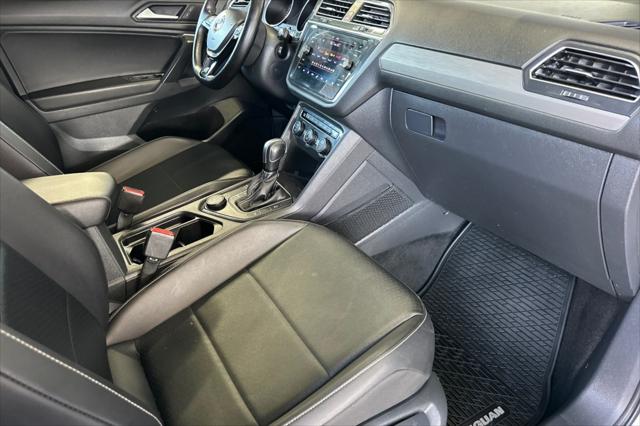2021 Volkswagen Tiguan 2.0T SE R-Line Black