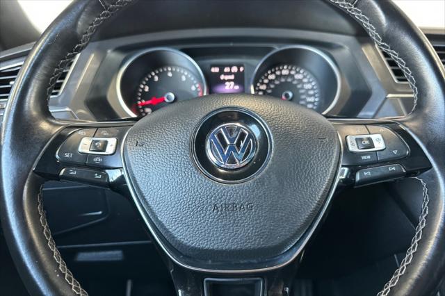 2021 Volkswagen Tiguan 2.0T SE R-Line Black
