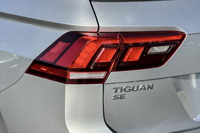 2021 Volkswagen Tiguan 2.0T SE R-Line Black