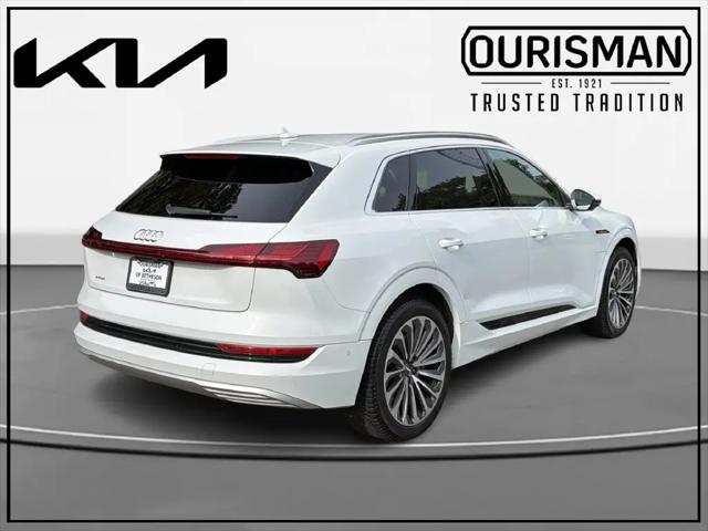2019 Audi e-tron Premium Plus