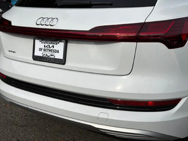 2019 Audi e-tron Premium Plus