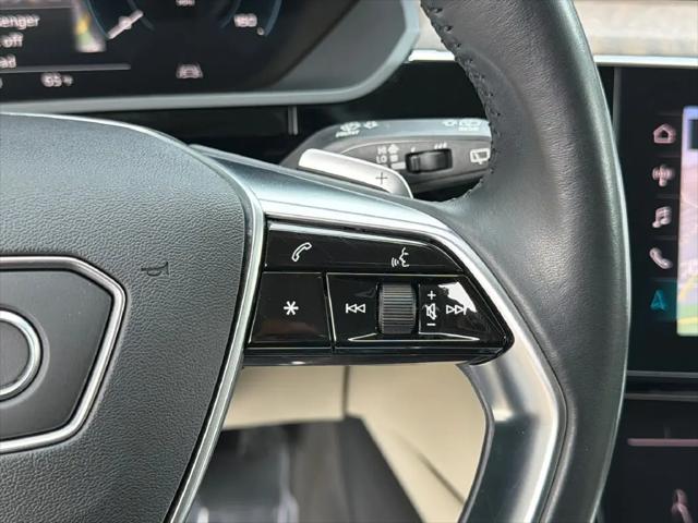 2019 Audi e-tron Premium Plus