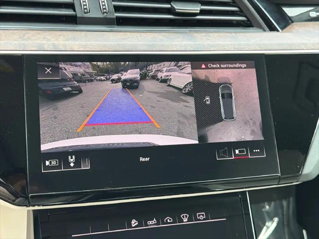 2019 Audi e-tron Premium Plus