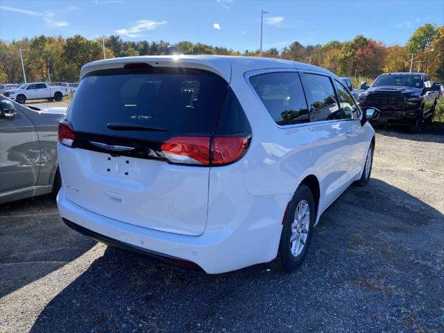 2027 Chrysler Pacifica PACIFICA LX 2027 Chrysler Pacifica PACIFICA LX