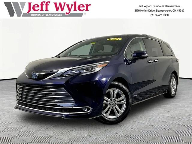 2021 Toyota Sienna Platinum for sale near Dayton, OH