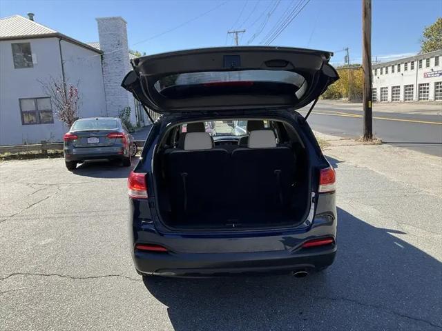 2017 Kia Sorento 3.3L LX