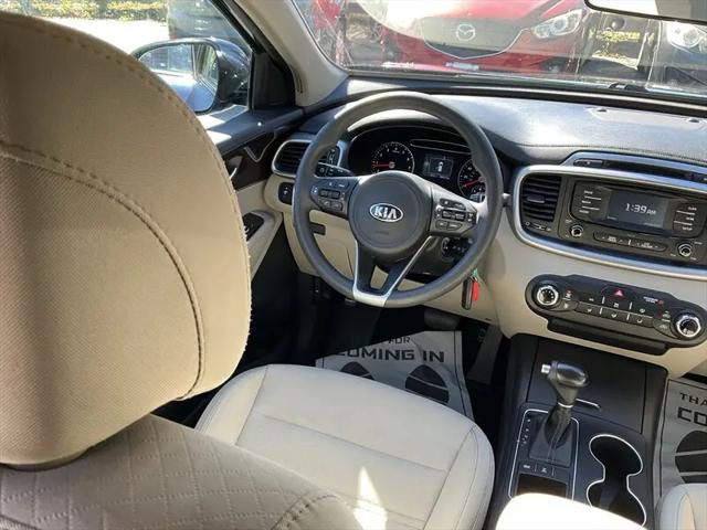 2017 Kia Sorento 3.3L LX