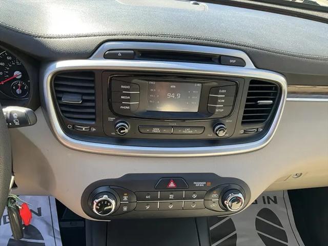 2017 Kia Sorento 3.3L LX