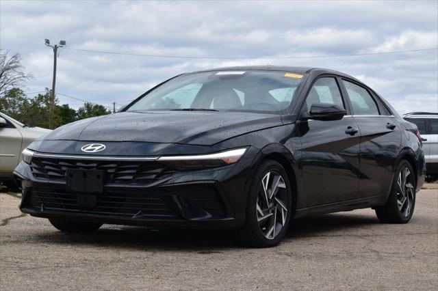 2025 Hyundai Elantra Hybrid Limited for sale in Lawrence, KS