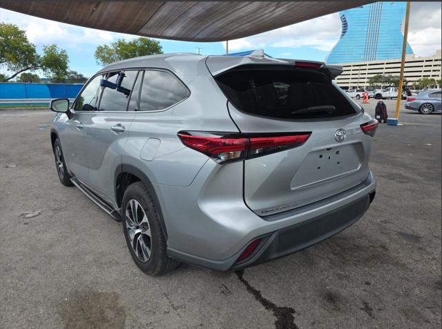 Used 2022 Toyota Highlander XLE For Sale in Millington, TN