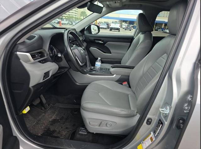 Used 2022 Toyota Highlander XLE For Sale in Olive Branch, MS