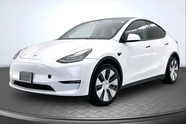 2022 Tesla Model Y Long Range Dual Motor All-Wheel Drive for sale in Urbandale, IA