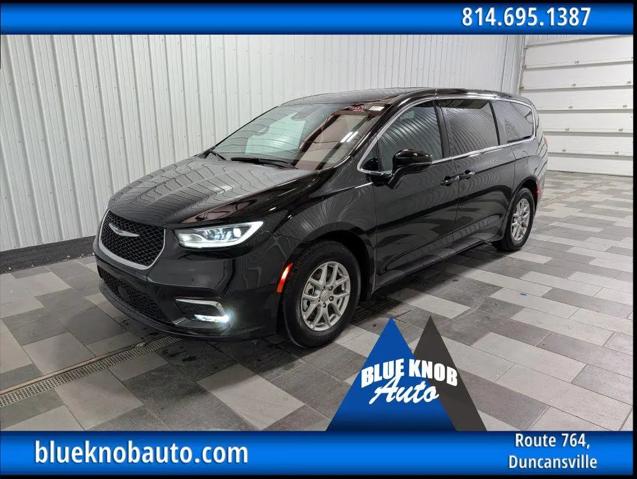 2026 Chrysler Pacifica Select for sale in Duncansville, PA
