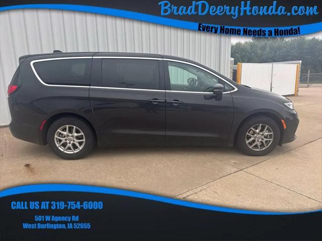 2023 Chrysler Pacifica Touring L for sale in West Burlington, IA